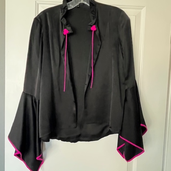Vu Jackets & Blazers - Rare Black Fuchsia Silk Asian-Inspired Open Front Jacket Sz S Dramatic Sleeves